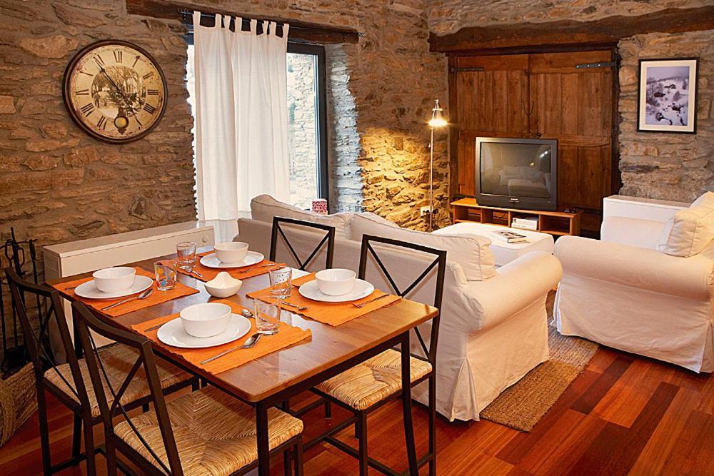 Cal Bou Rural Resort Fontaneda Chambre photo